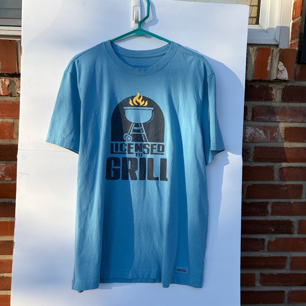 Life is Good Mens Crusher T-Shirt Blue Licensed to Grill Graphic Tee Large